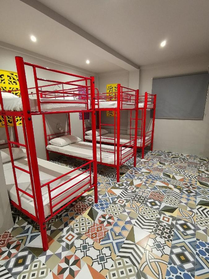 Way Shack Hostel Oslob Buitenkant foto