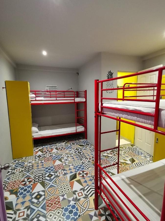 Way Shack Hostel Oslob Buitenkant foto